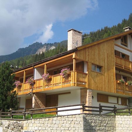 Appartamenti Decrestina Campitello di Fassa Chambre photo