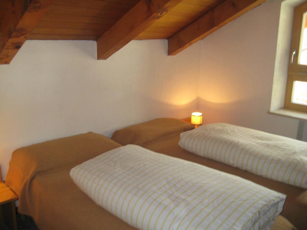 Appartamenti Decrestina Campitello di Fassa Chambre photo